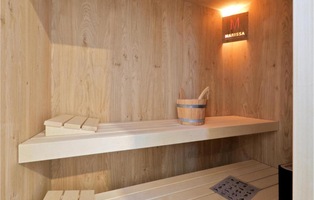 3 Bedroom Stunning Home In Lembruch-Duemmer See エクステリア 写真