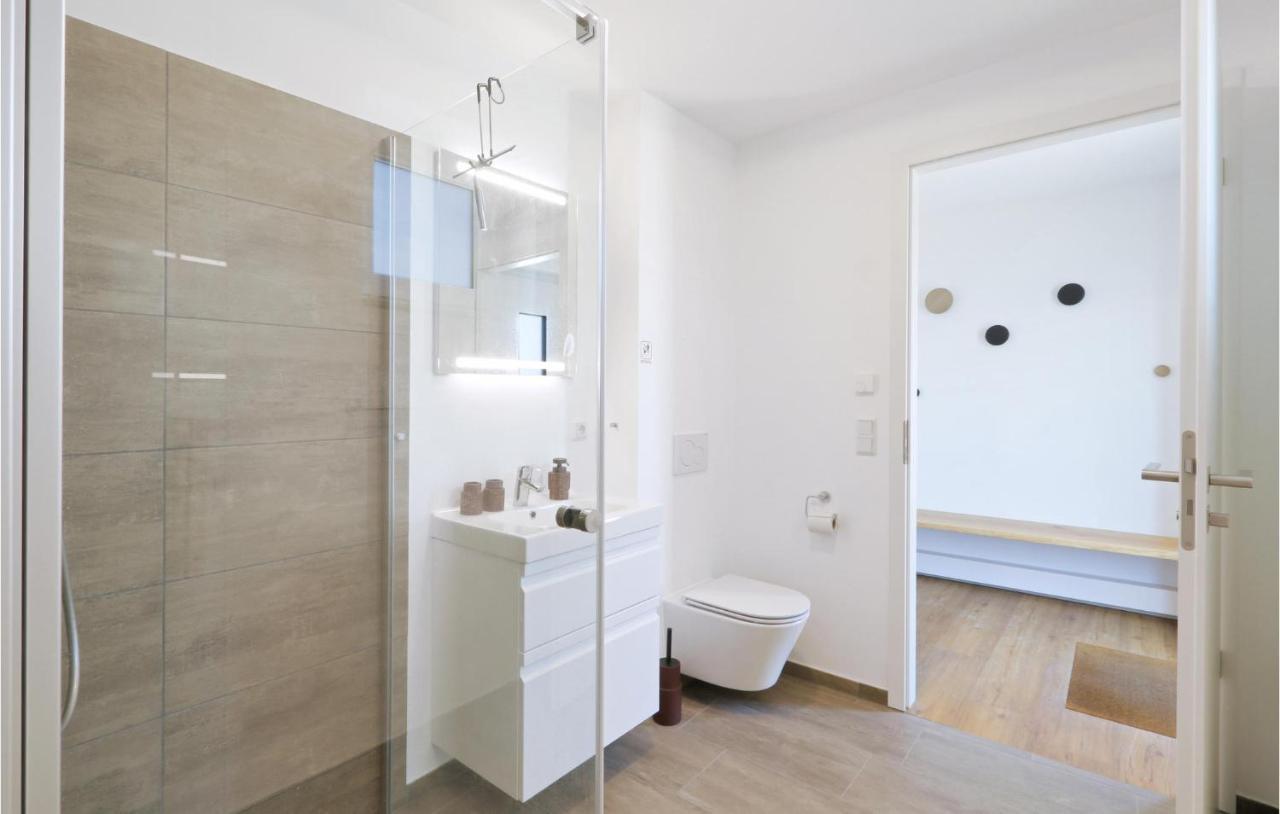 3 Bedroom Stunning Home In Lembruch-Duemmer See エクステリア 写真