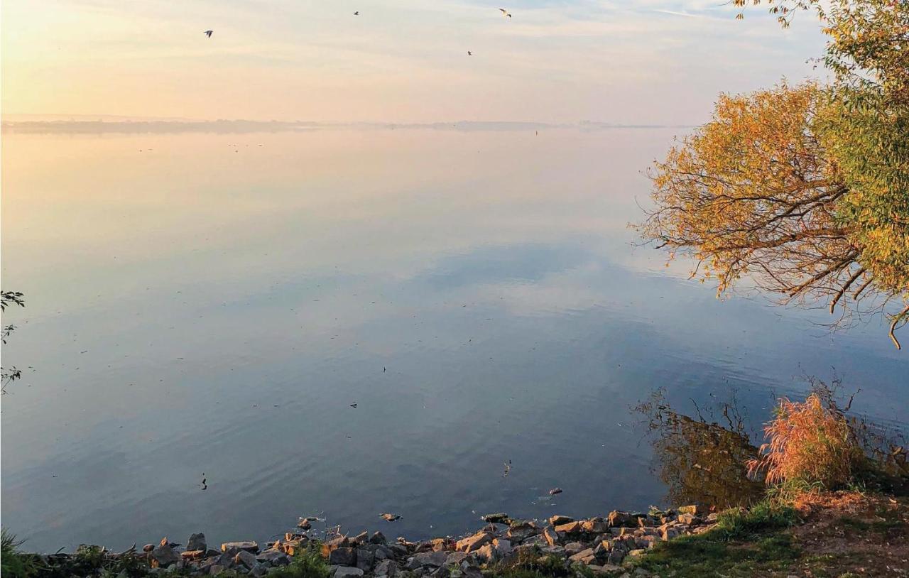 3 Bedroom Stunning Home In Lembruch-Duemmer See エクステリア 写真