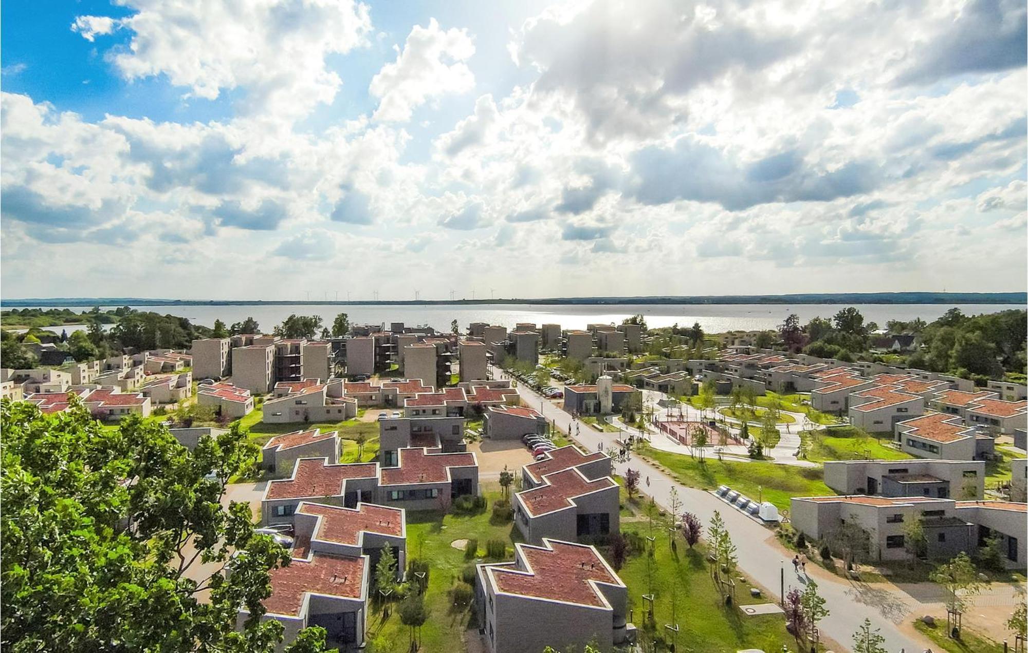 3 Bedroom Stunning Home In Lembruch-Duemmer See エクステリア 写真